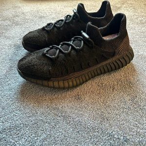 Adidas Yeezy 350 V2 Compact Customs - All Black